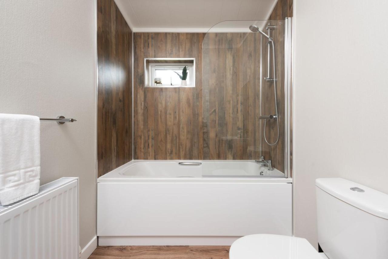 Rose Lodge, 21 Roadford Lake Lodges Lifton Экстерьер фото